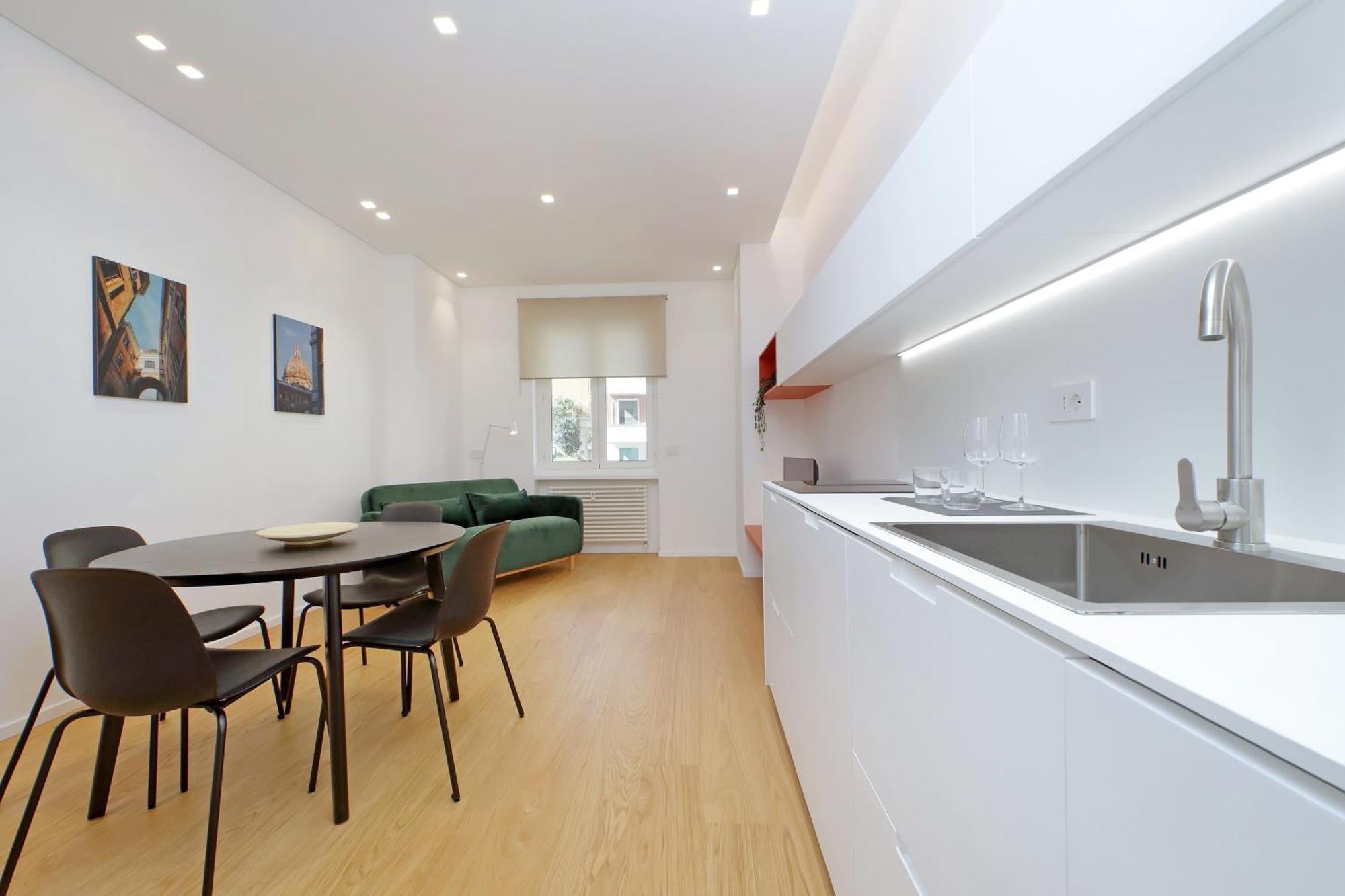 4bnb - Charming Giuliana *